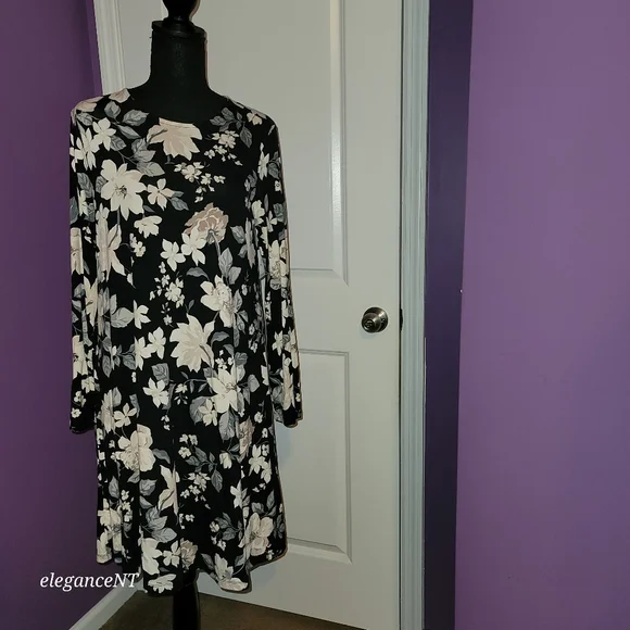 Old Navy Black/Gray/Taupe Floral Swing Style L/S Dress Sz: M NWT - Picture 5 of 6